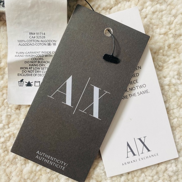 Women's Armani Exchange NYC Multicoloured Diamante Logo T-Shirt Size S - Picture 2 of 8